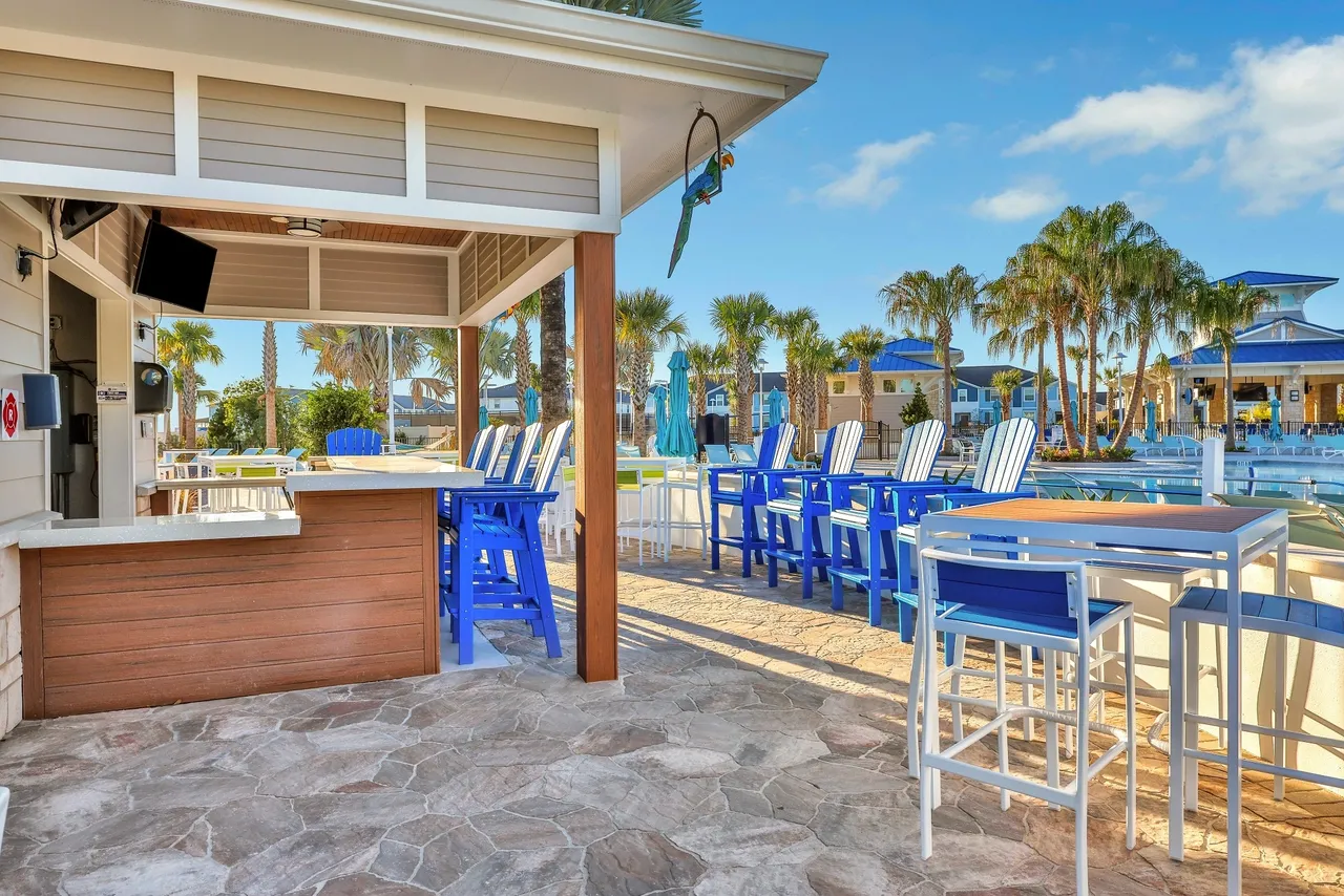 12 Windsor Island Resort Clubhouse Terrace